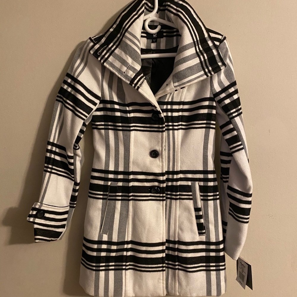NWT IZ Byer Peacoat Size XSmall